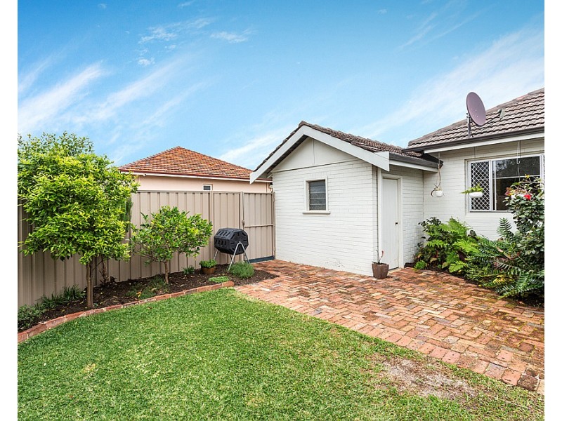 62 Victoria Street, St James WA 6102