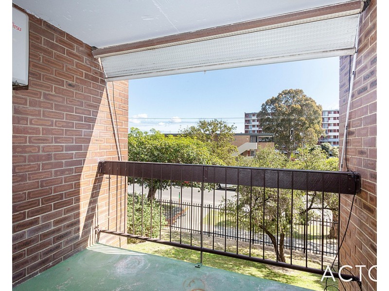 10/76 King George Street, Victoria Park WA 6100