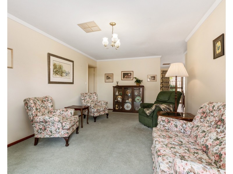 2/62 Robert Street, Como WA 6152