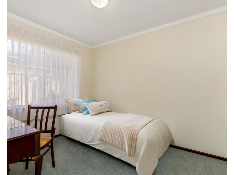 2/62 Robert Street, Como WA 6152