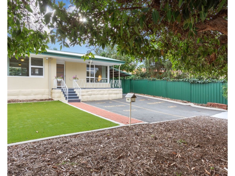 4/94 Todd Avenue, Como WA 6152