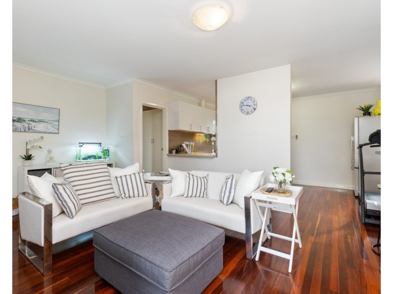 4/94 Todd Avenue, Como WA 6152