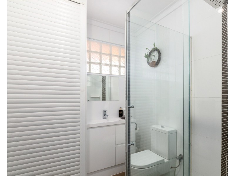 4/94 Todd Avenue, Como WA 6152