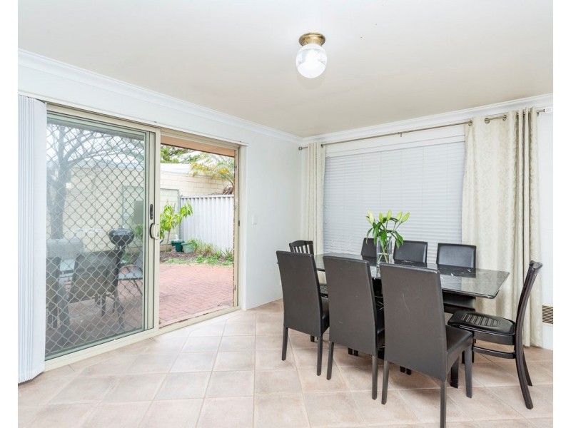 2/347 Sevenoaks Street, Cannington WA 6107