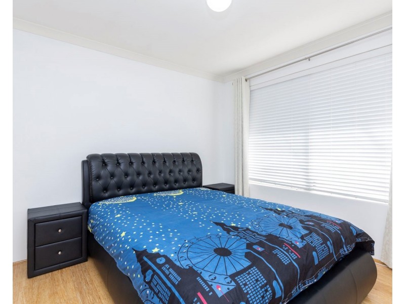 2/347 Sevenoaks Street, Cannington WA 6107