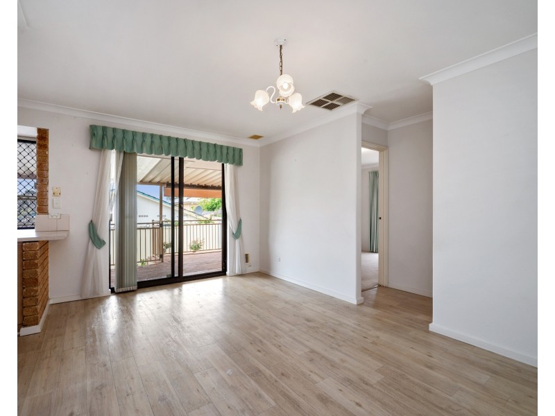 15 Throssell Street, Como WA 6152