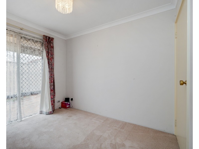 15 Throssell Street, Como WA 6152