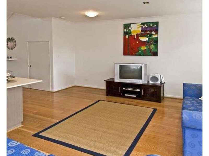 2/15 Sydenham Street, Rivervale WA 6103