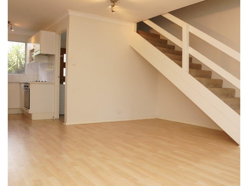 12/10 Oxford Street, Maylands WA 6051