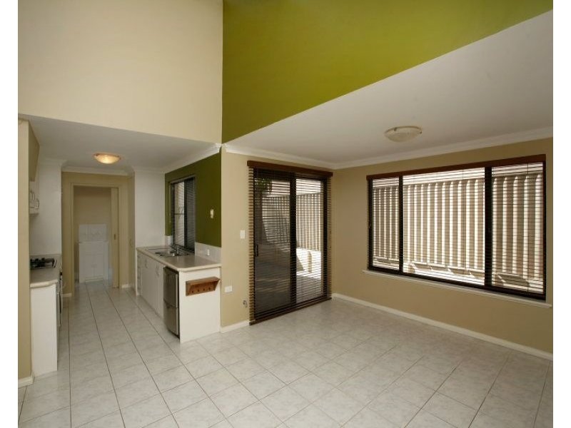 12/50 Gwenyfred Road, Kensington WA 6151