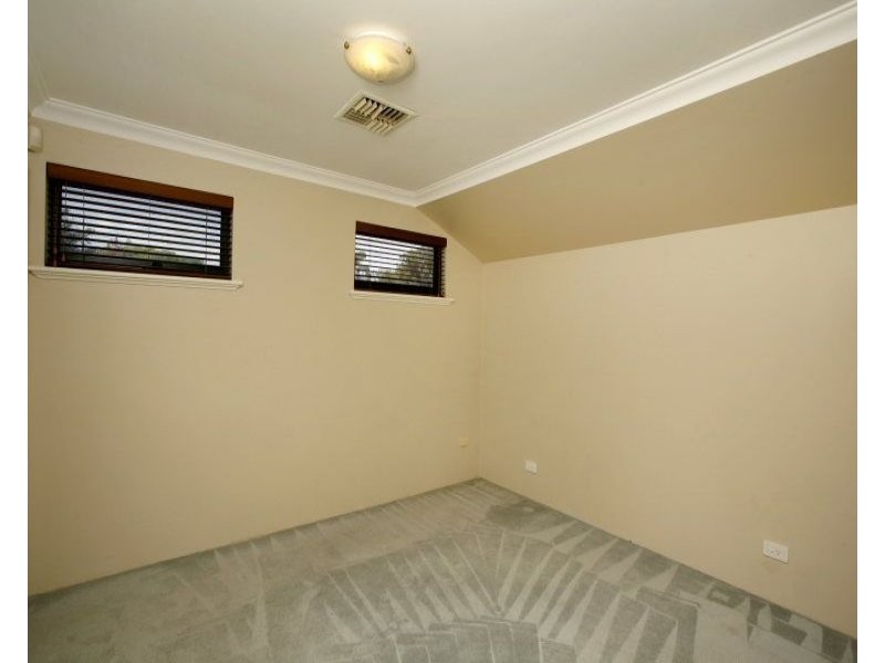 12/50 Gwenyfred Road, Kensington WA 6151