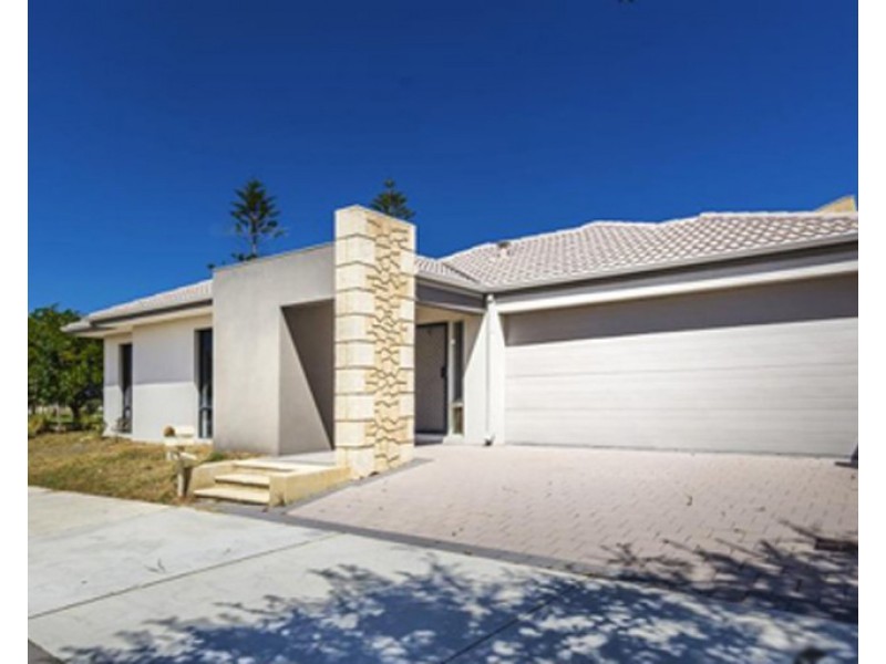 25 Brampton Avenue, Butler WA 6036