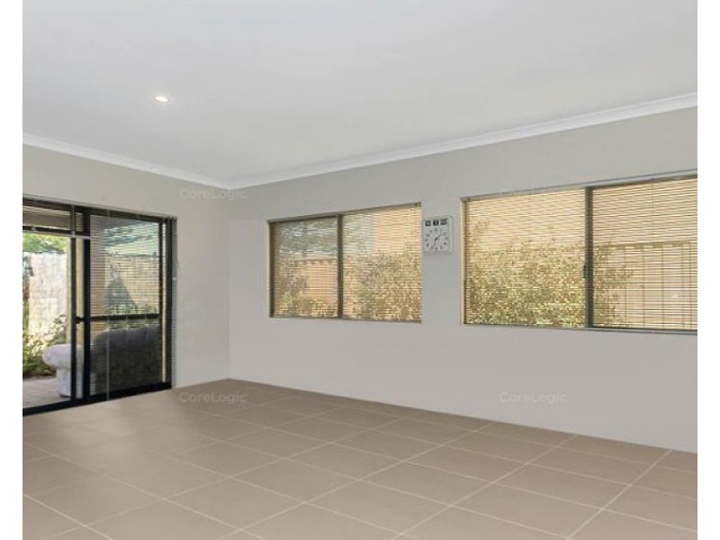 25 Brampton Avenue, Butler WA 6036