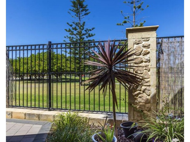 25 Brampton Avenue, Butler WA 6036