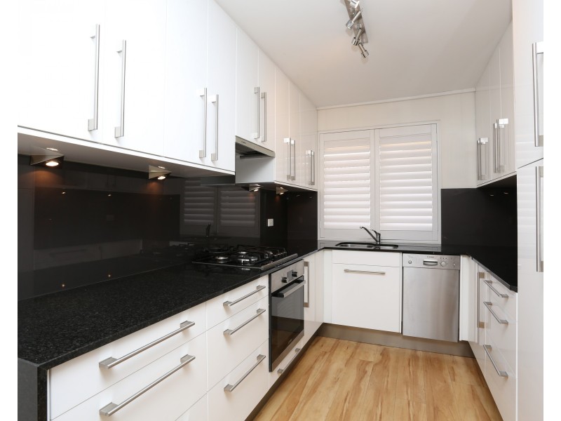 6/144 Gwenyfred Road, Kensington WA 6151