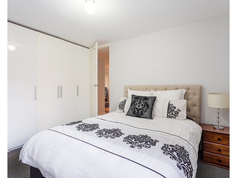 11c/25 Herdsman Parade, Wembley WA 6014