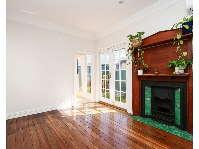 11A Kent Street, Victoria Park WA 6100