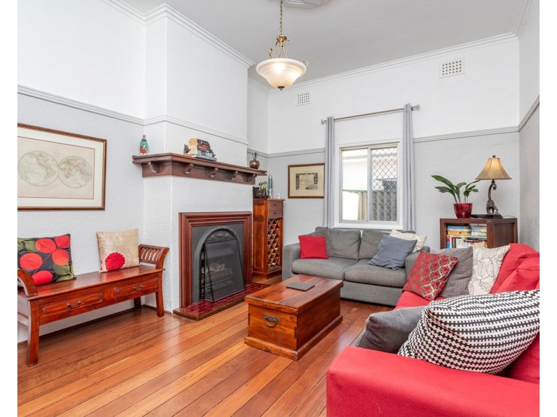 39A Temple Street, Victoria Park WA 6100