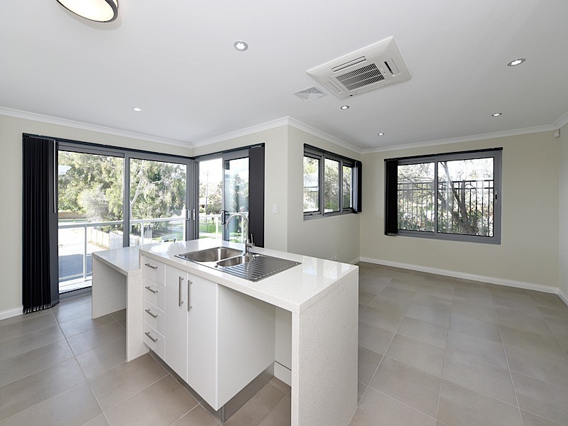 7/76 Epsom Avenue, Belmont WA 6104