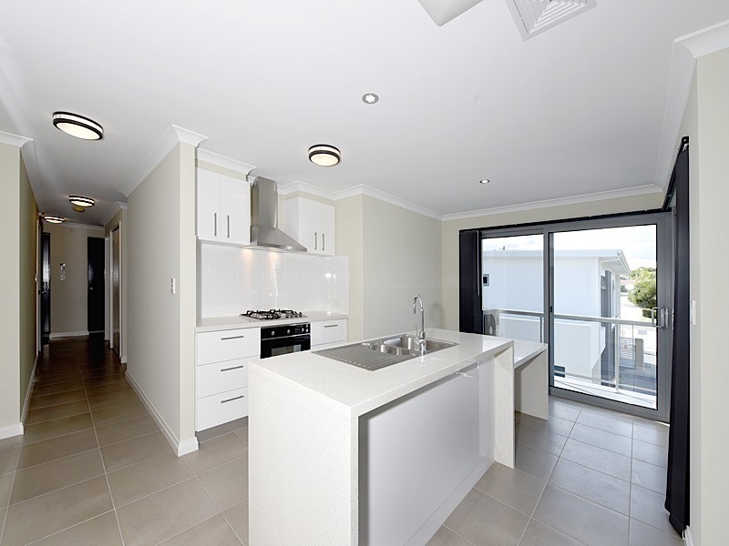 7/76 Epsom Avenue, Belmont WA 6104