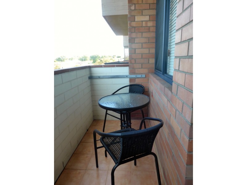 81/4 Dover Court, Mosman Park WA 6012