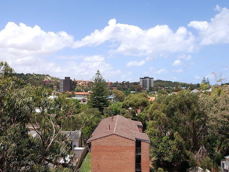 81/4 Dover Court, Mosman Park WA 6012