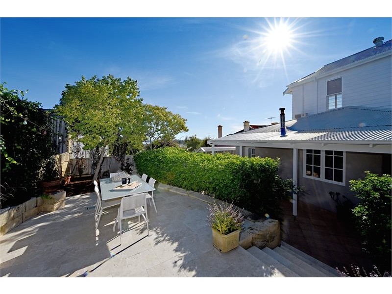 7 Melville Street, Cottesloe WA 6011