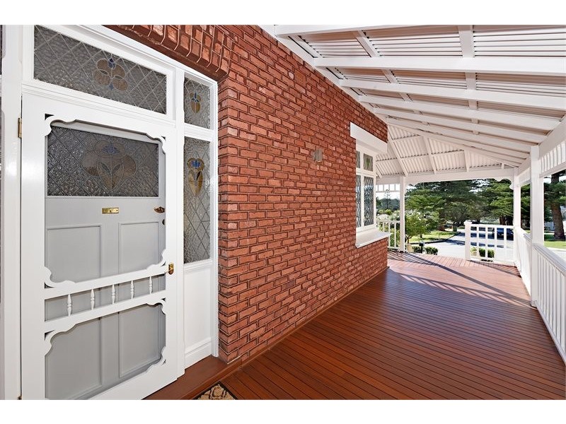 7 Melville Street, Cottesloe WA 6011