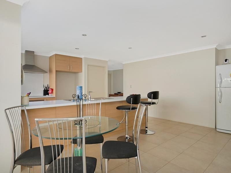 15 Abrolhos Close, Two Rocks WA 6037