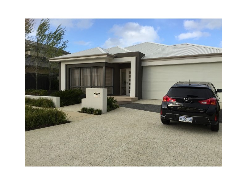 7 Solandri Bend, Banksia Grove WA 6031