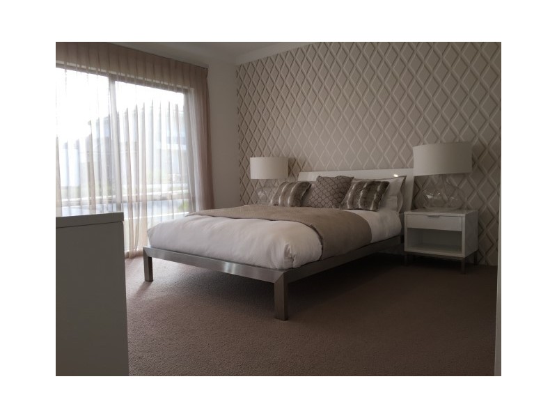 7 Solandri Bend, Banksia Grove WA 6031