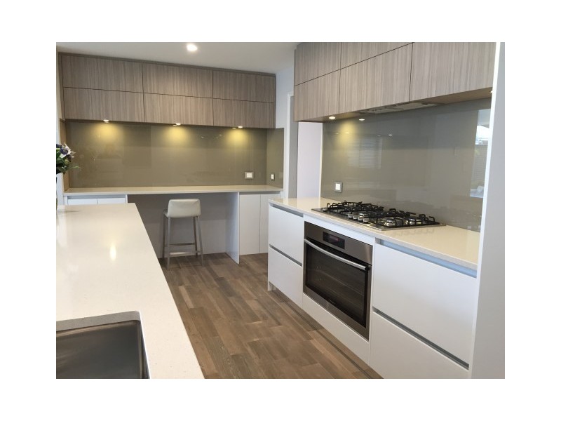 7 Solandri Bend, Banksia Grove WA 6031