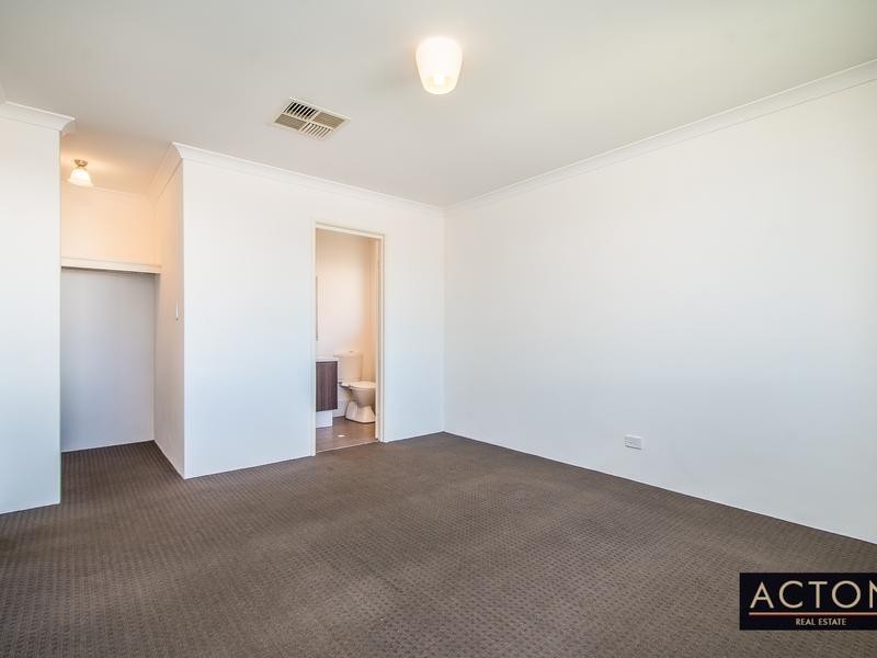 9 CHESSTREE AVENUE, Alkimos WA 6038