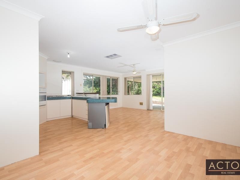 31 Helby Close, Merriwa WA 6030