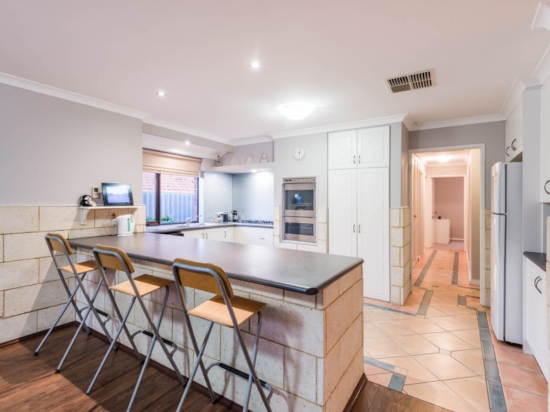 21 Hartington Way, Carine WA 6020