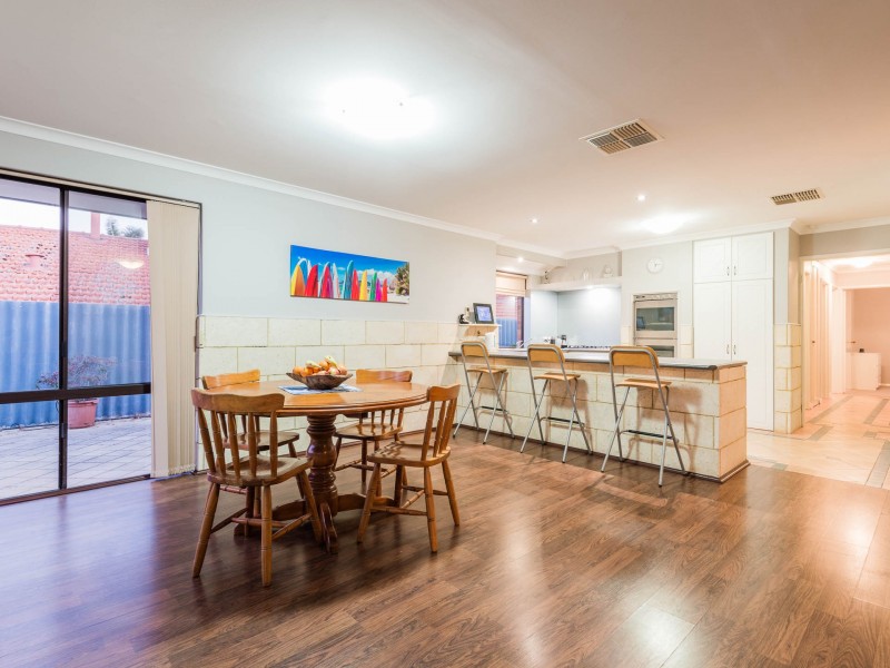 21 Hartington Way, Carine WA 6020