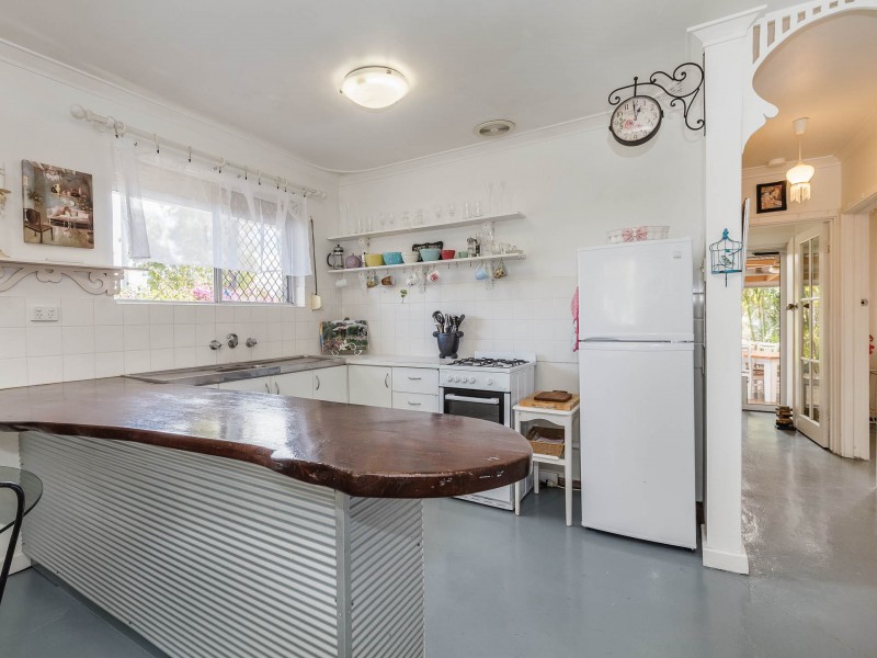 118 Karrinyup Road, Karrinyup WA 6018