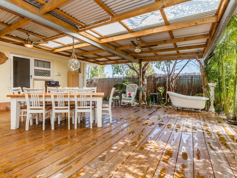 118 Karrinyup Road, Karrinyup WA 6018