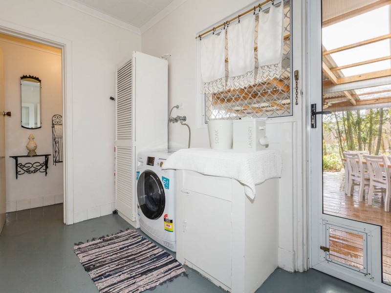 118 Karrinyup Road, Karrinyup WA 6018