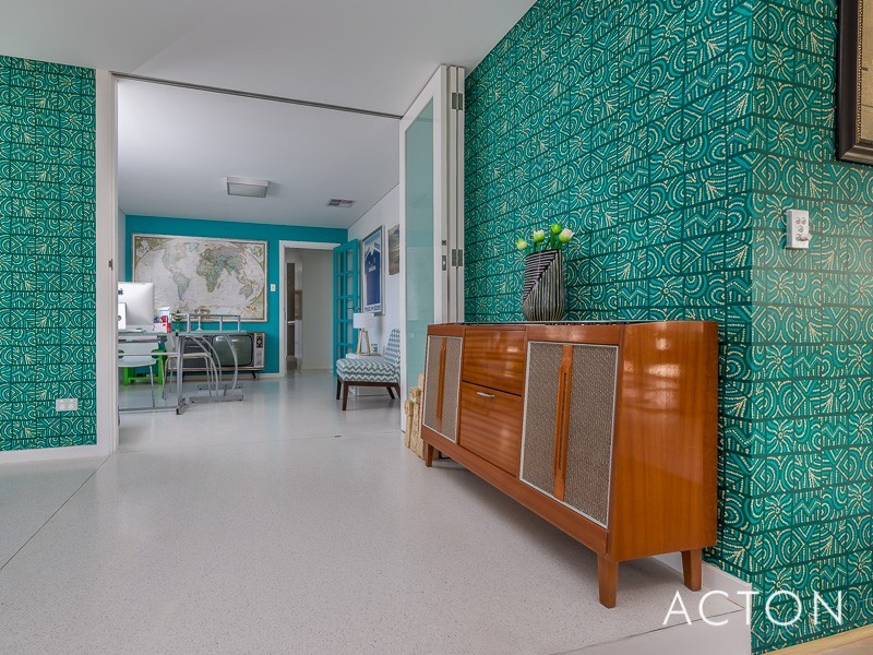 16 Gunida Street, Mullaloo WA 6027