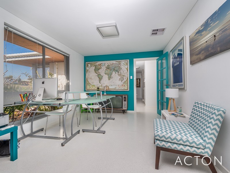 16 Gunida Street, Mullaloo WA 6027