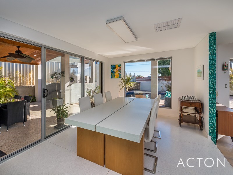 16 Gunida Street, Mullaloo WA 6027