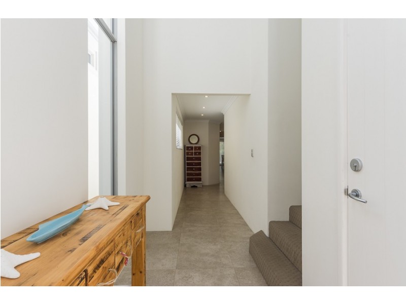 208 Newborough Street, Karrinyup WA 6018