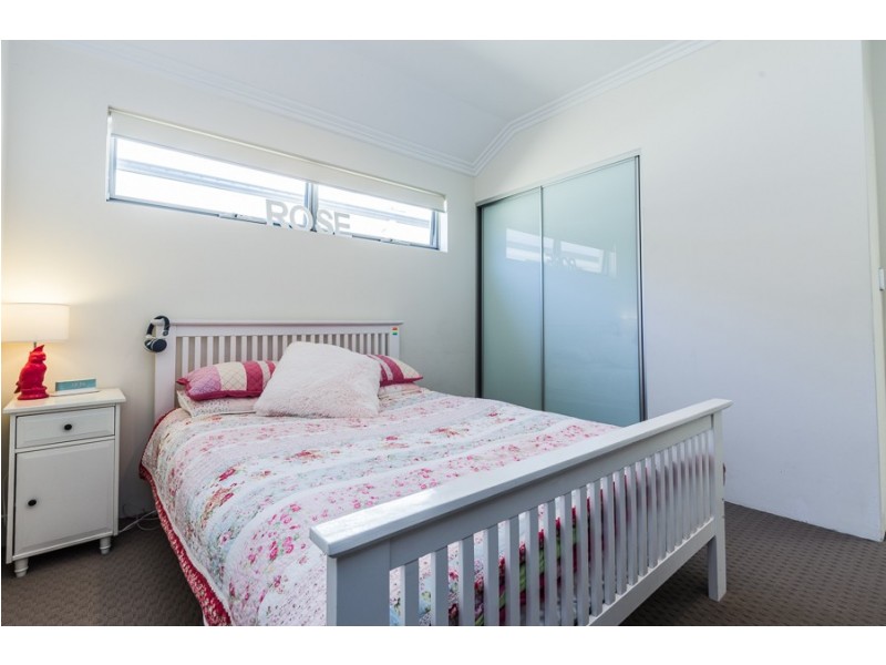 208 Newborough Street, Karrinyup WA 6018