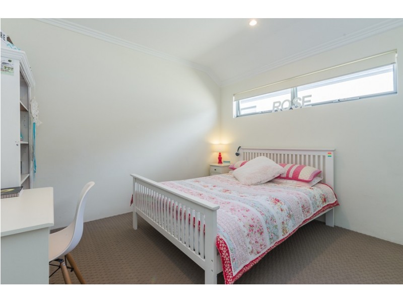 208 Newborough Street, Karrinyup WA 6018