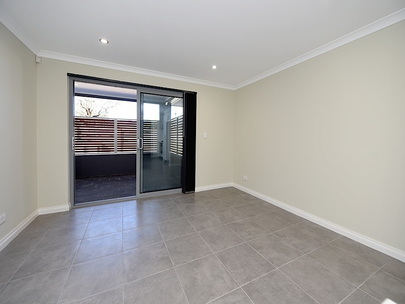 2/76 Epsom Avenue, Belmont WA 6104