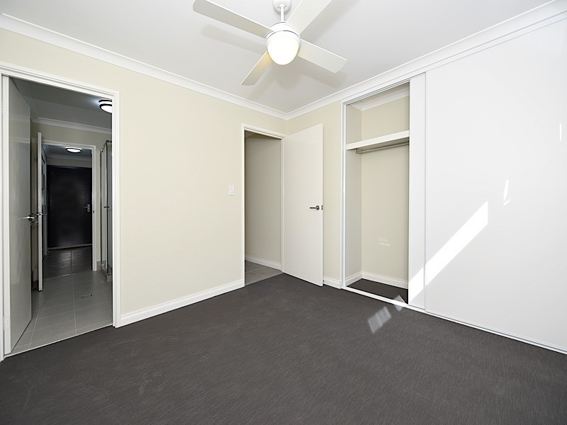 2/76 Epsom Avenue, Belmont WA 6104