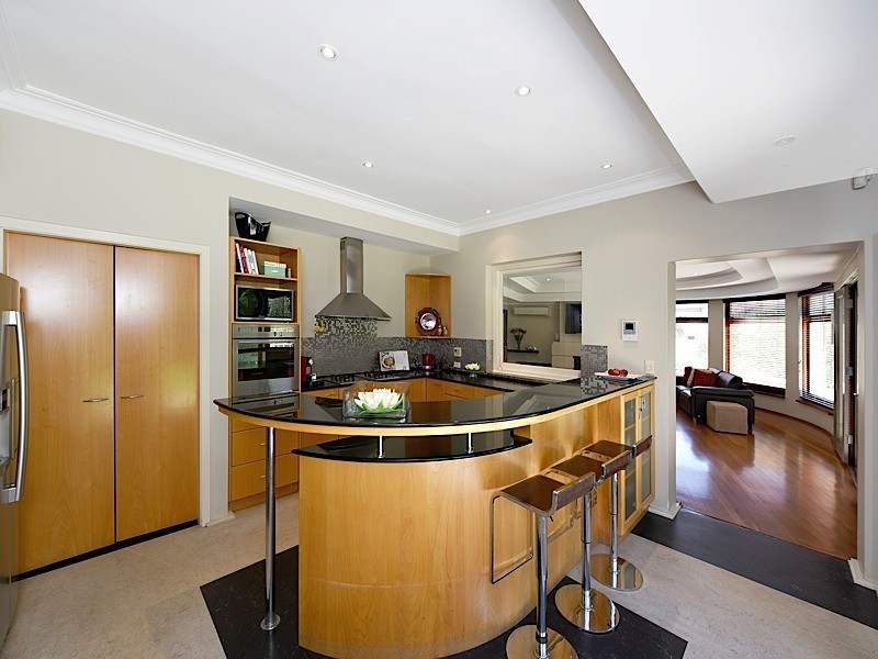 172 Grantham Street, Floreat WA 6014