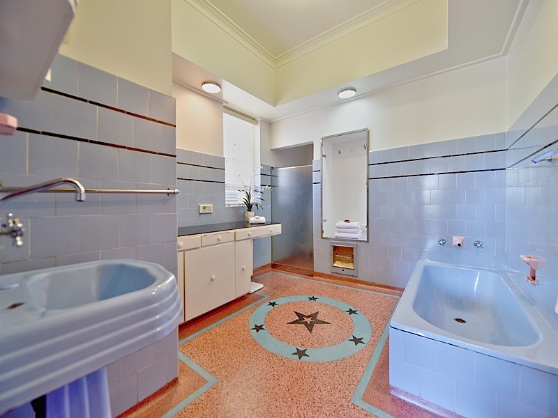 172 Grantham Street, Floreat WA 6014