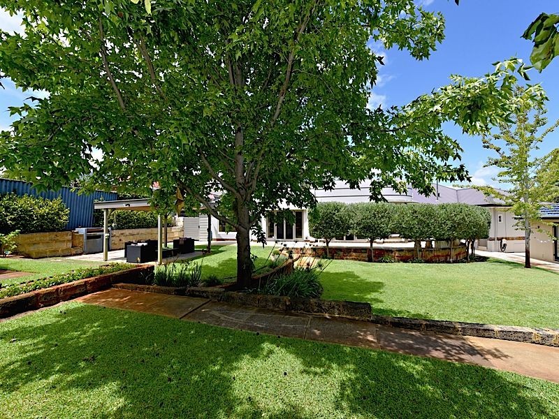 172 Grantham Street, Floreat WA 6014